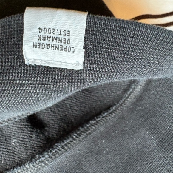 Men’s Crewneck Sweatshirt in black Charcoal Small - Picture 3 of 5